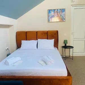 mose-art-appartment.alltbilisihotels.com/